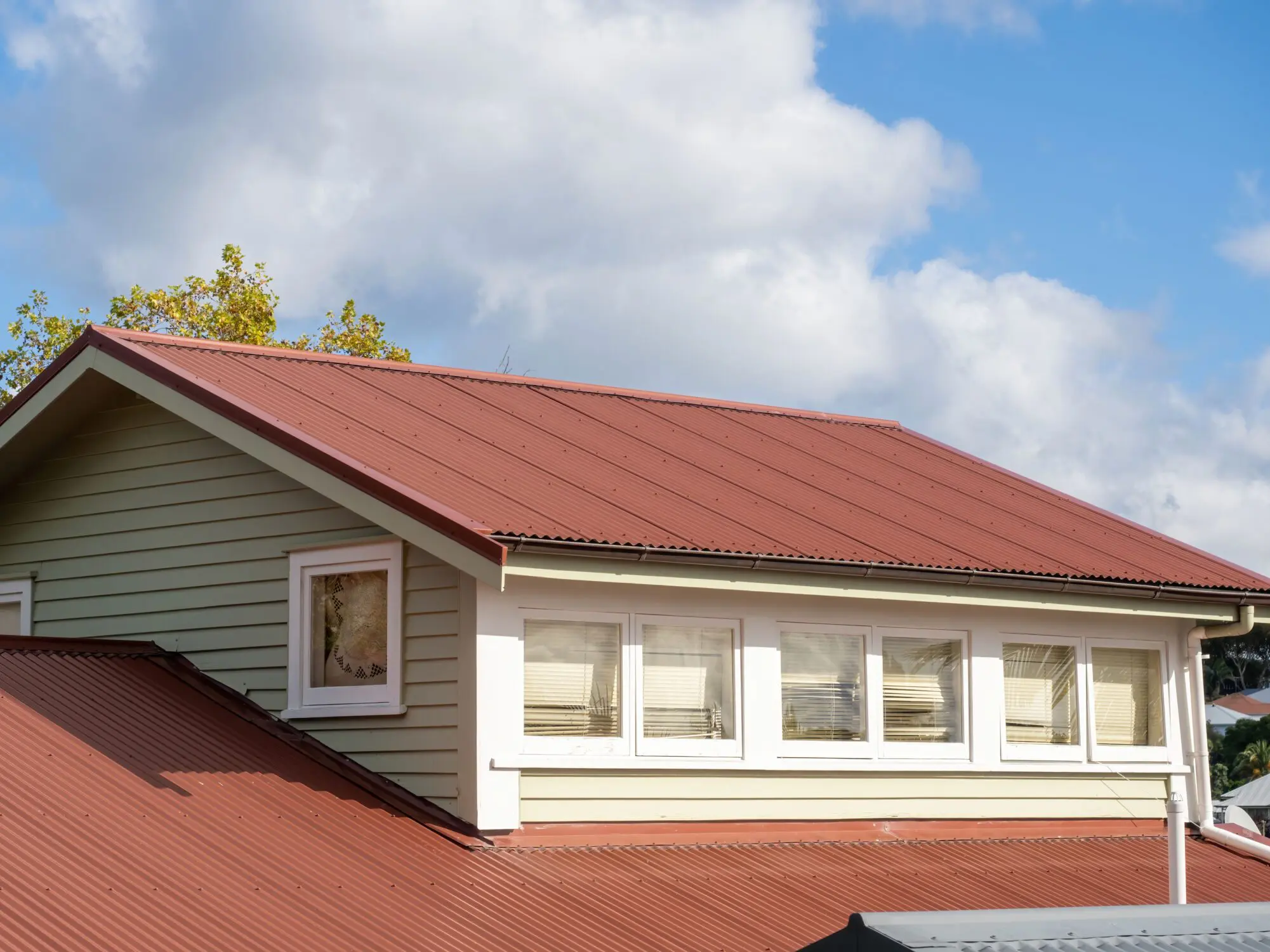 Which Roof Type is Best for Boca Raton, Florida? - roof inspection in boca