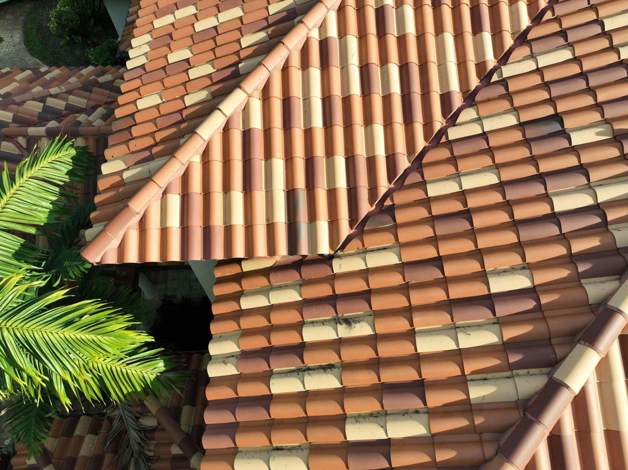 Pinecrest roofing contractor
